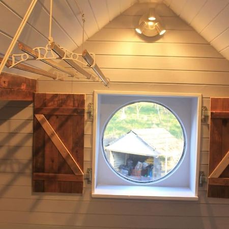 The Scullery - A Quirky Annex With Wood Fire Villa Huddersfield Eksteriør billede