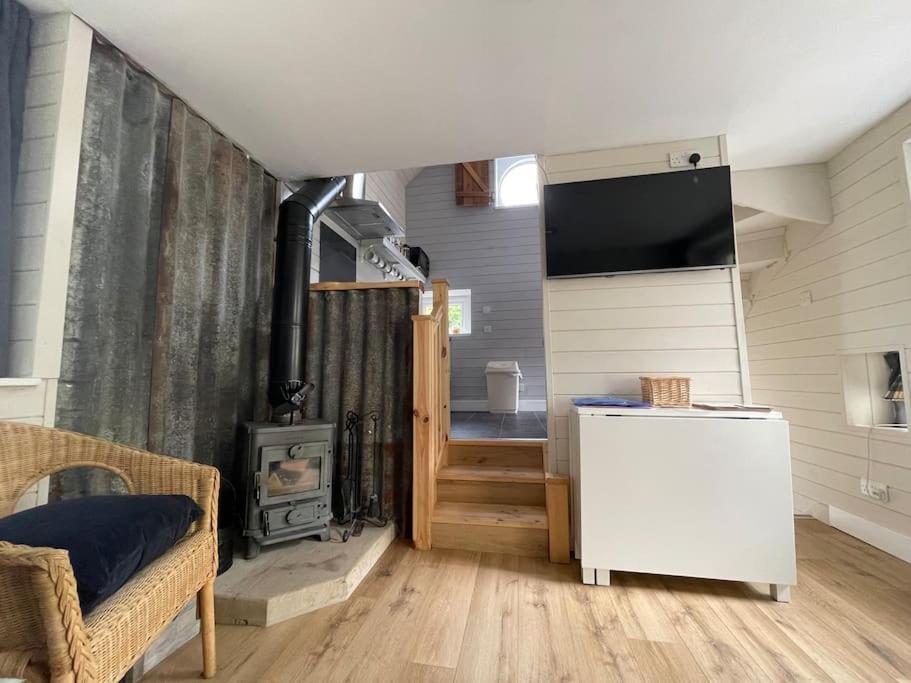 The Scullery - A Quirky Annex With Wood Fire Villa Huddersfield Eksteriør billede