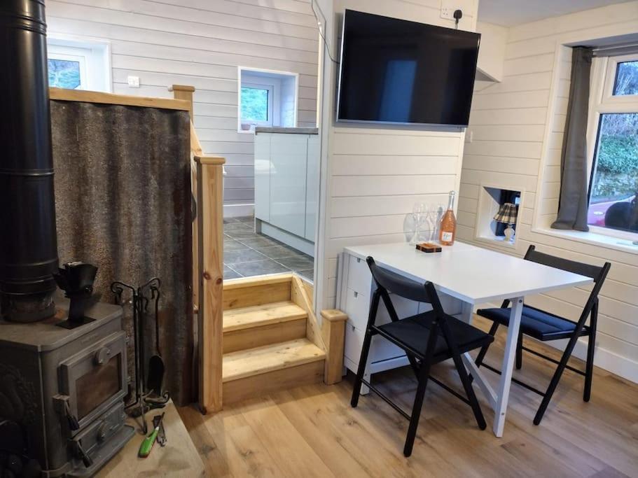 The Scullery - A Quirky Annex With Wood Fire Villa Huddersfield Eksteriør billede
